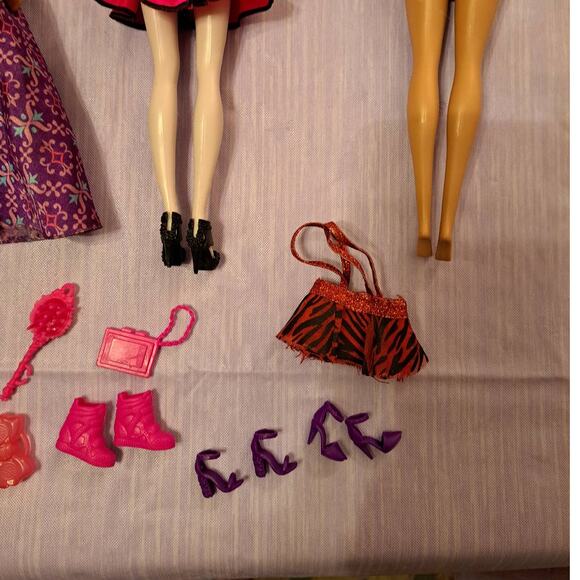 (3) Random Barbie & Disney Dolls with Accessories - Picture 6 of 7